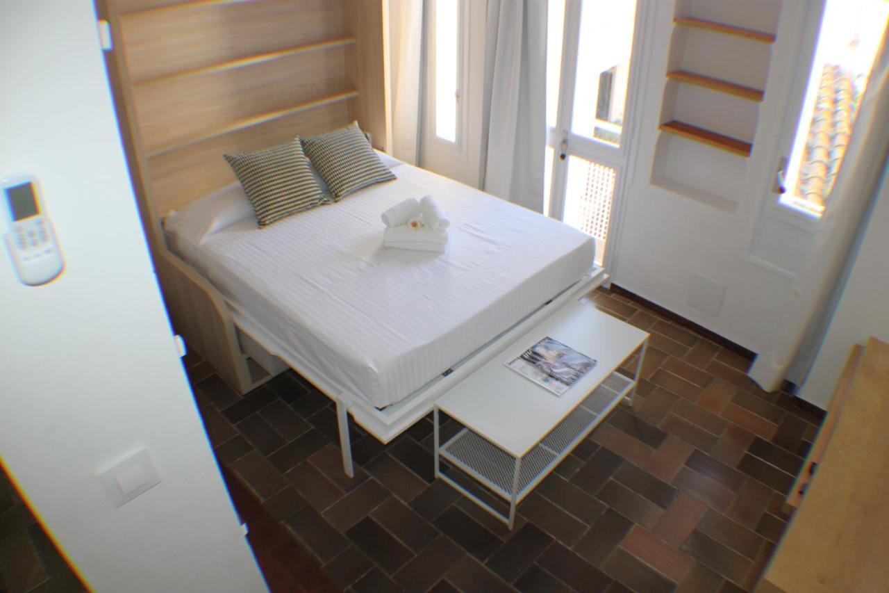 Agi Porthos Apartments Росас Экстерьер фото