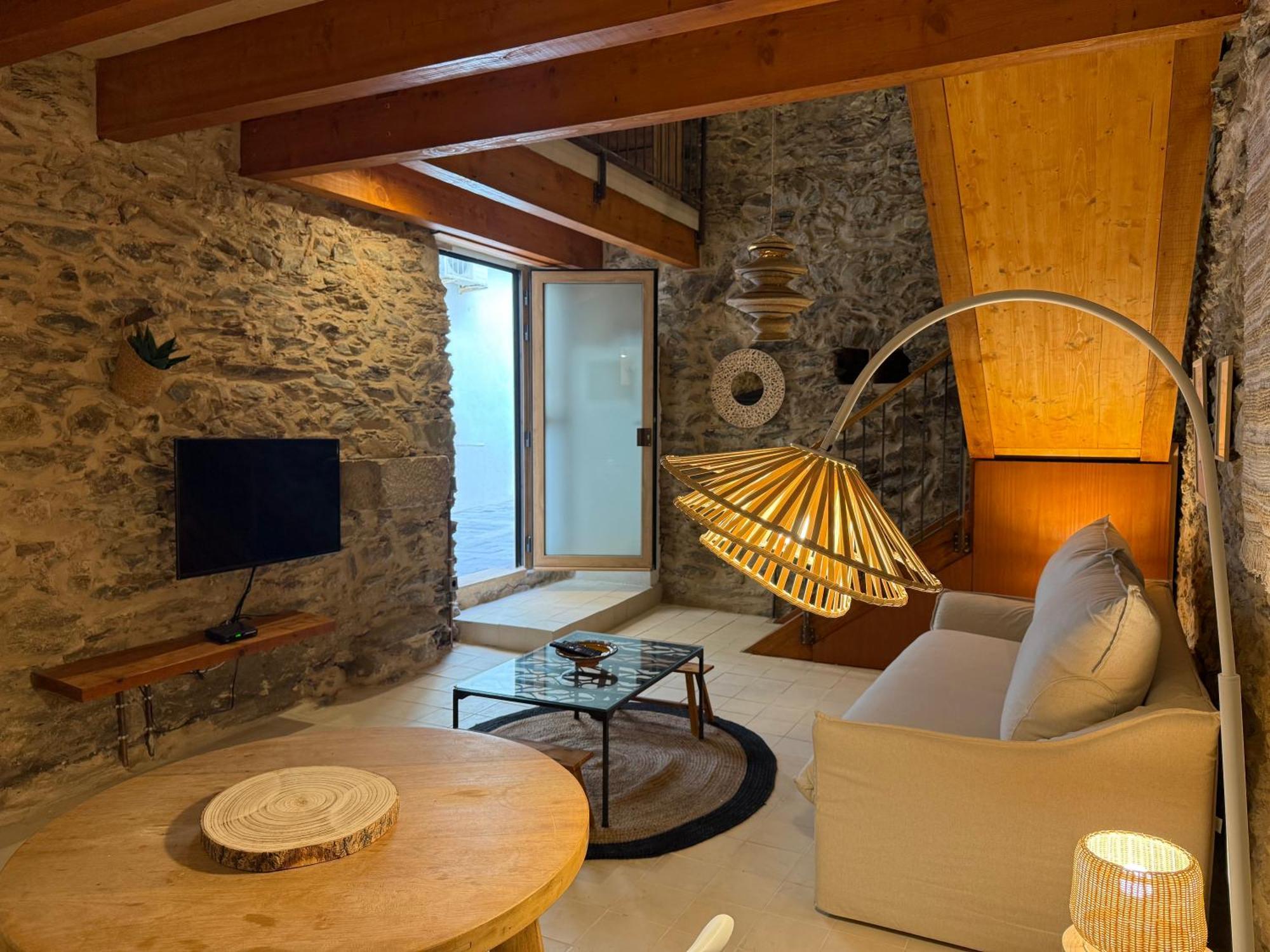 Agi Porthos Apartments Росас Экстерьер фото